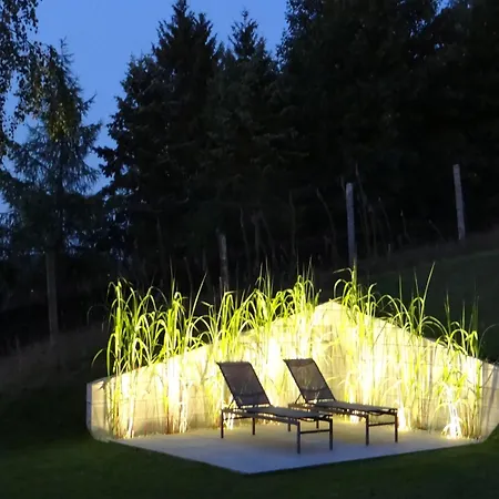 펜션 Valley-view Retreat, 말메디