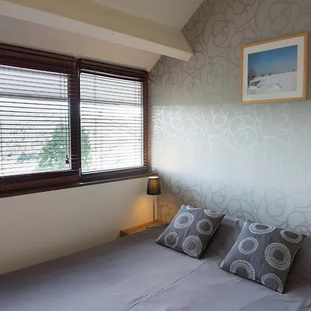 Valley-view Retreat,