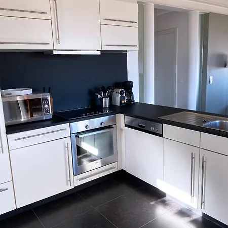 Valley-view Retreat,