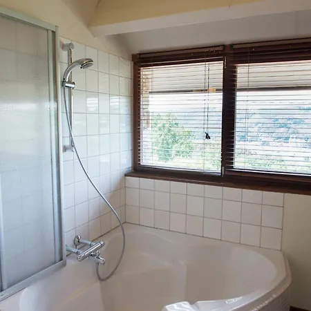 Дом отдыха Valley-view Retreat, Мальмеди