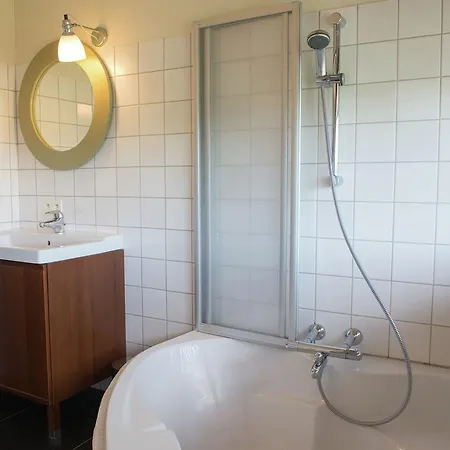Luxury In With Bubble Bath *